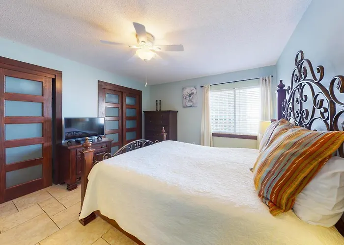 Edgewater West #103 Apartment